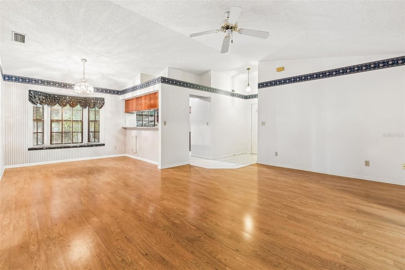 11301 Maybrook Ave, Riverview, FL 33569