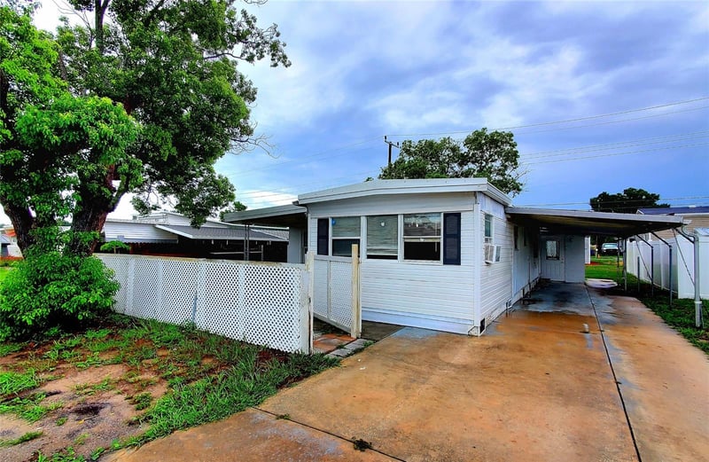 1908 Shady Cove Dr, Holiday, FL 34691