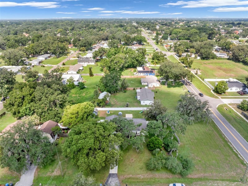 1002 Kay Jean Dr, Valrico, FL 33594