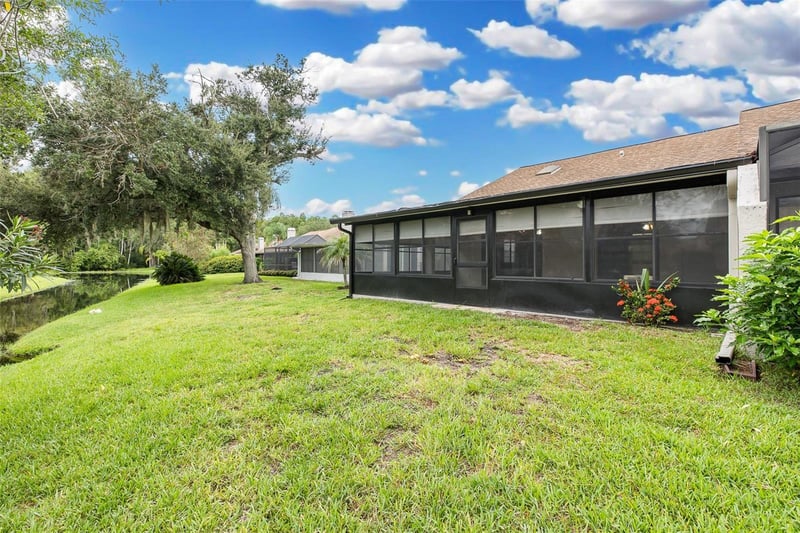 5508 Salem Square Dr, Palm Harbor, FL 34685