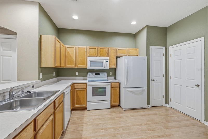 11221 Windsor Place Cir, Tampa, FL 33626