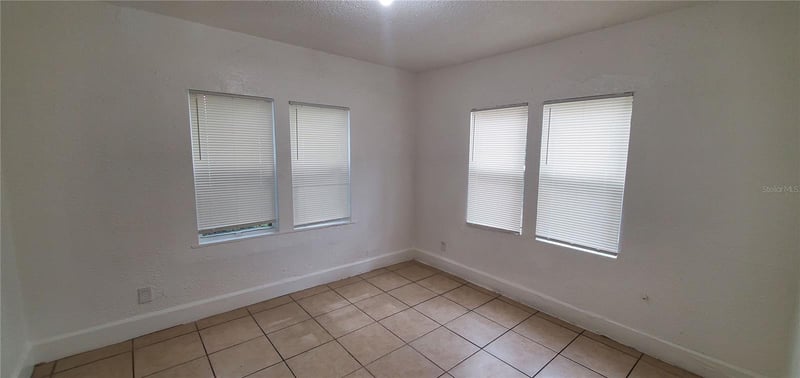 1721 Prescott St, St Petersburg, FL 33712