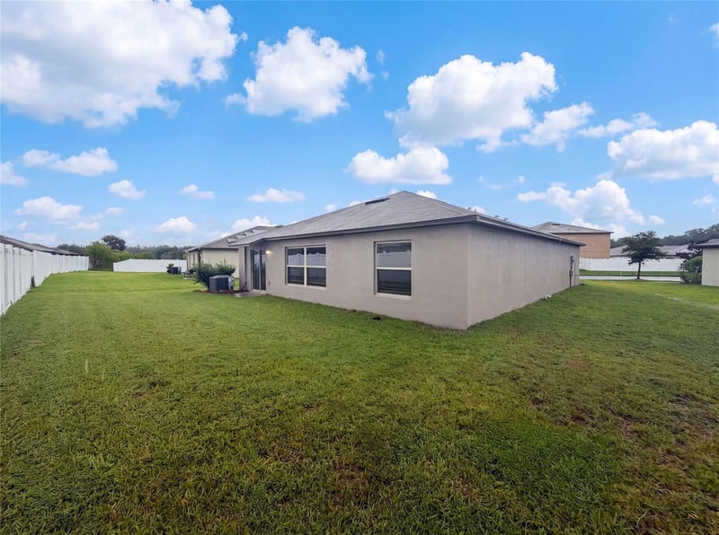 39693 Harvest Creek Ln, Zephyrhills, FL 33540