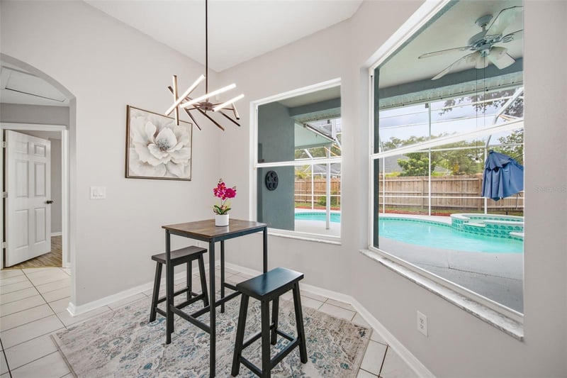 4634 River Overlook Dr, Valrico, FL 33596