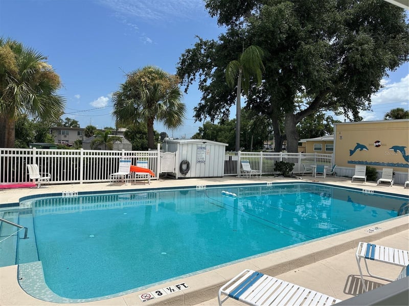 4150 66th St #1, St Petersburg, FL 33709