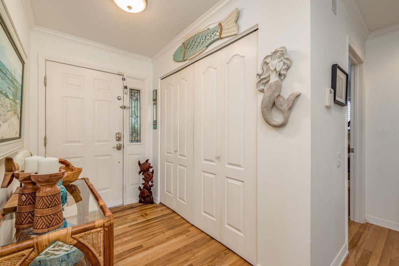 737 Ohio Ave, Palm Harbor, FL 34683