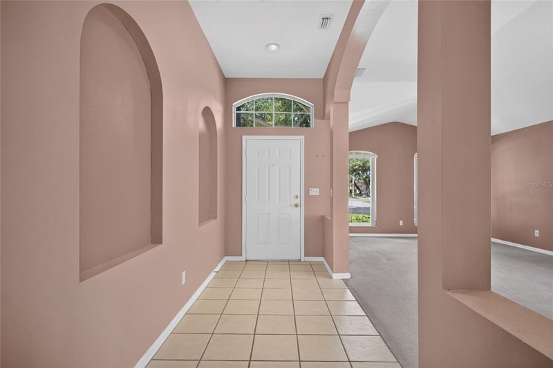 2701 Brookville Dr, Valrico, FL 33596