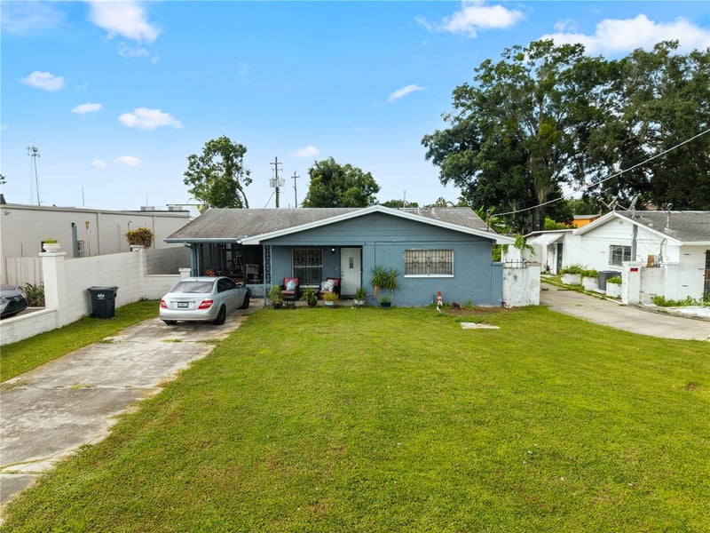 8410 N Grady Ave, Tampa, FL 33614
