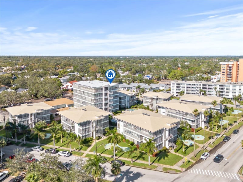 1012 Shore Dr #14, St Petersburg, FL 33701