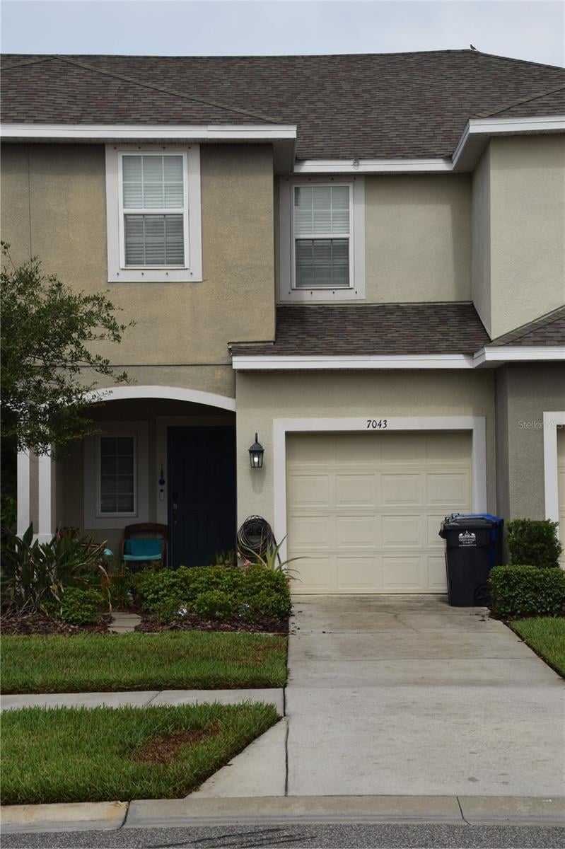 7043 Summer Holly Pl, Riverview, FL 33578
