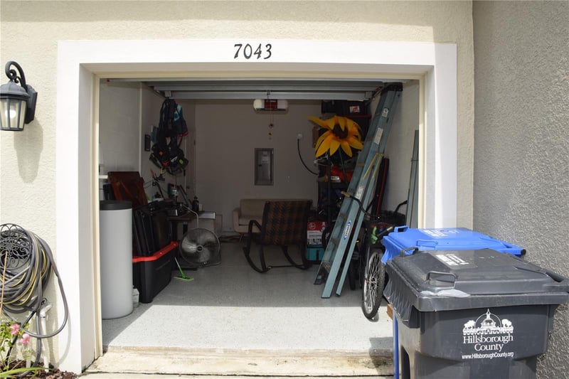 7043 Summer Holly Pl, Riverview, FL 33578