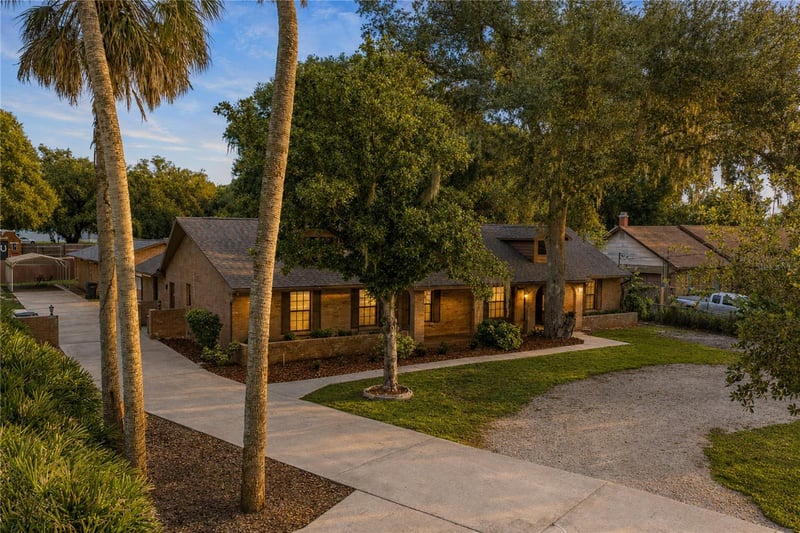 501 Bryan Rd, Brandon, FL 33511