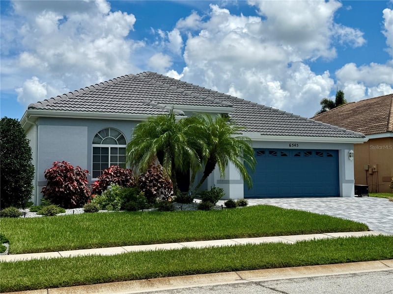 6545 Copper Ridge Trl, Bradenton, FL 34201
