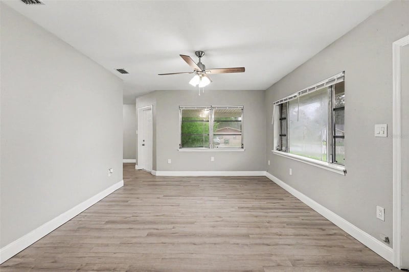 8101 17th St, Tampa, FL 33604