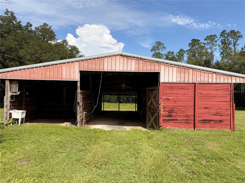 34951 Easterling Rd, Dade City, FL 33525