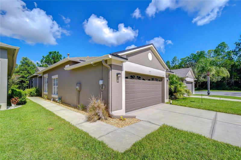 1127 Wrightswynde Ct, Wesley Chapel, FL 33543