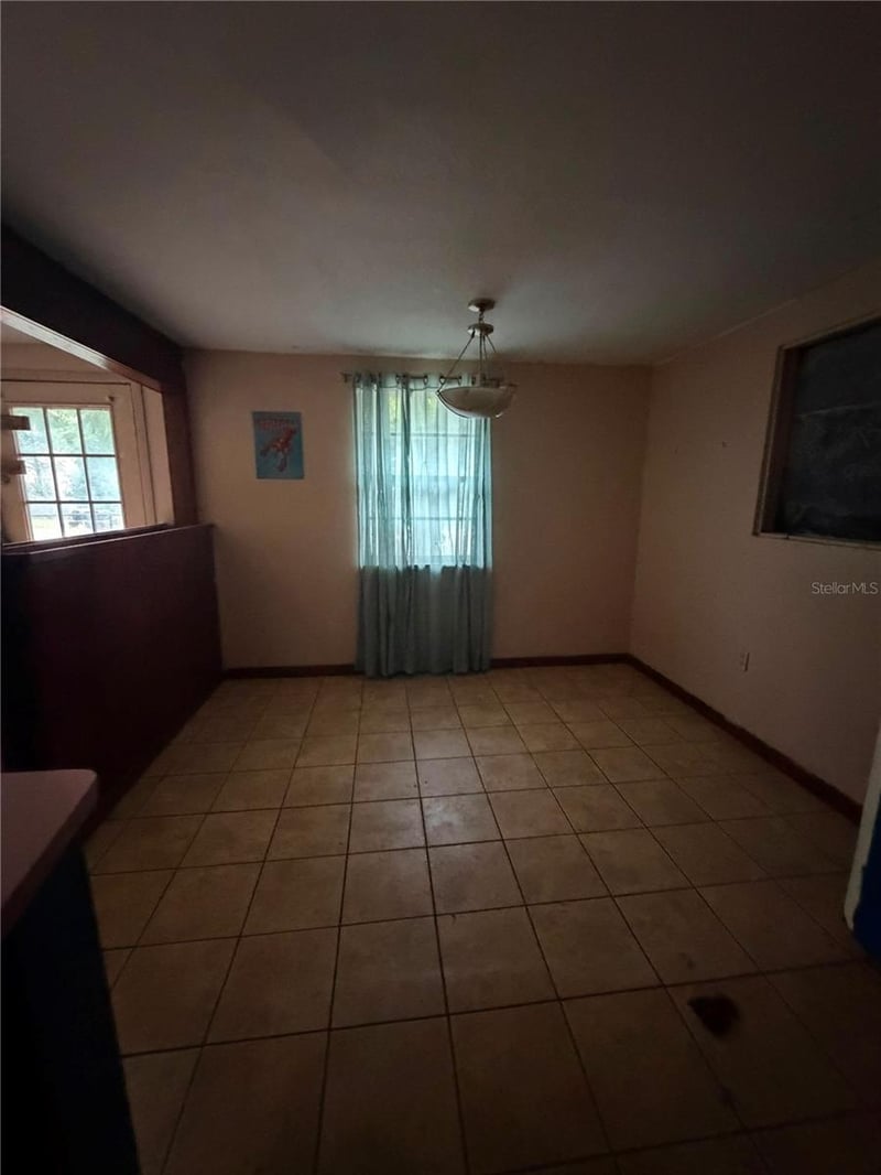 9314 Mango St, New Port Richey, FL 34654