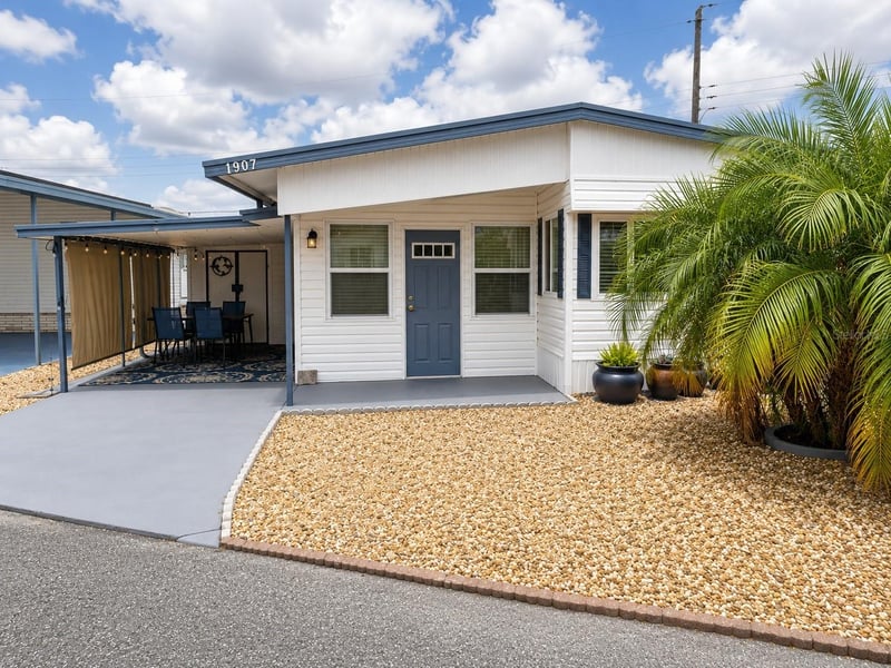 1907 Iowa Ave, Bradenton, FL 34207