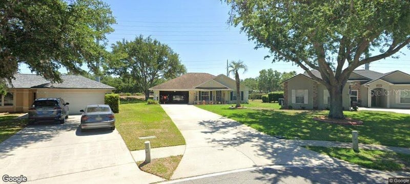 6412 Laurelwood Dr, Zephyrhills, FL 33542