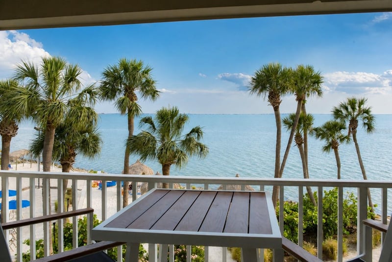 2506 Rocky Point Dr #331, Tampa, FL 33607