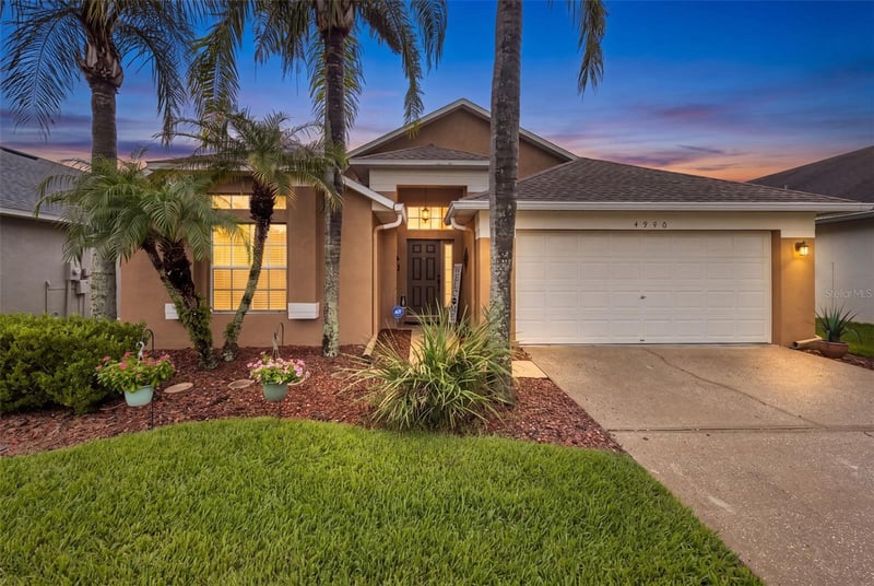 4940 Hidden Hills Ln, Wesley Chapel, FL 33545