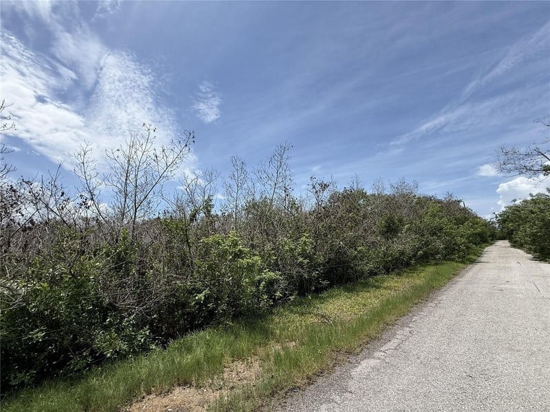 5997 Kracker Ave, Gibsonton, FL 33534