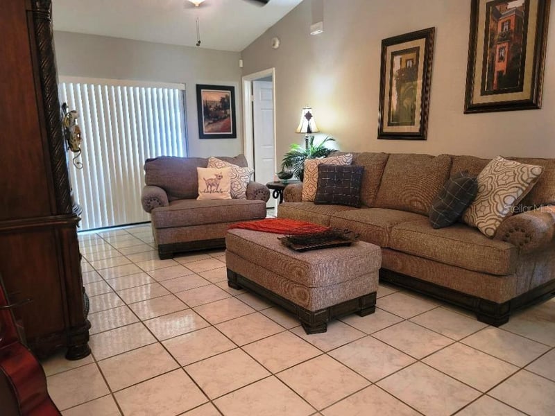 9736 Cypress Shadow Ave, Tampa, FL 33647