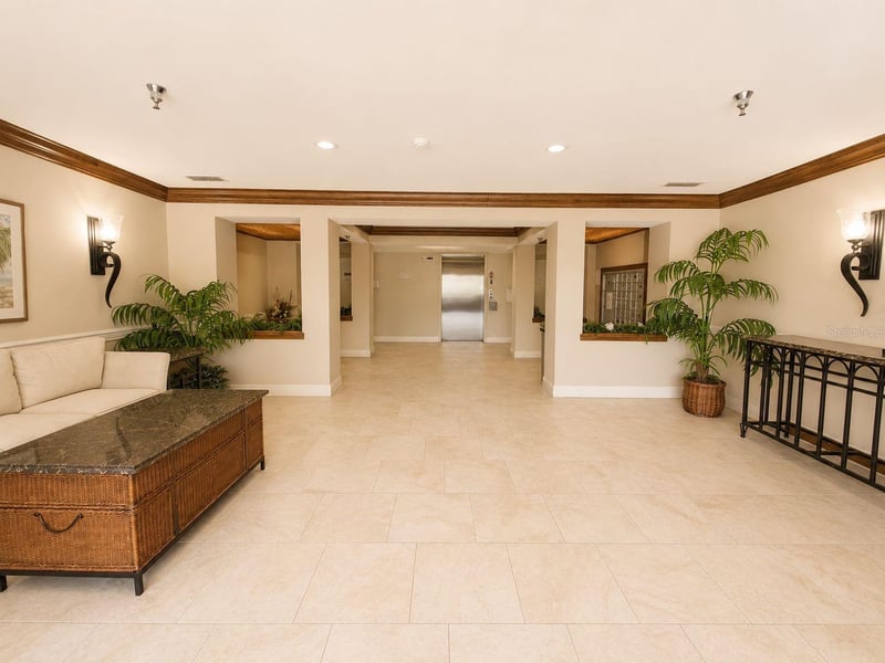 2323 Feather Sound Dr #205, Clearwater, FL 33762