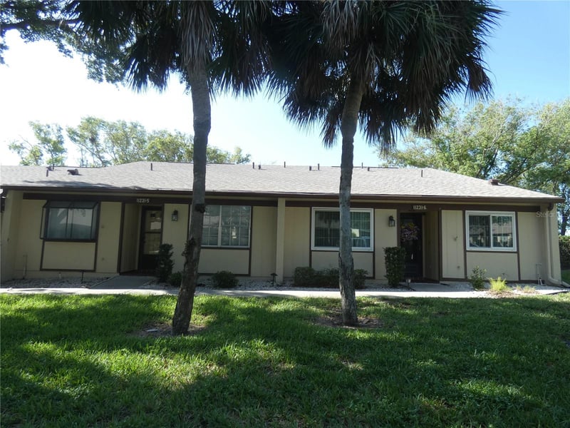 11231 Dollar Lake Dr #6, Port Richey, FL 34668