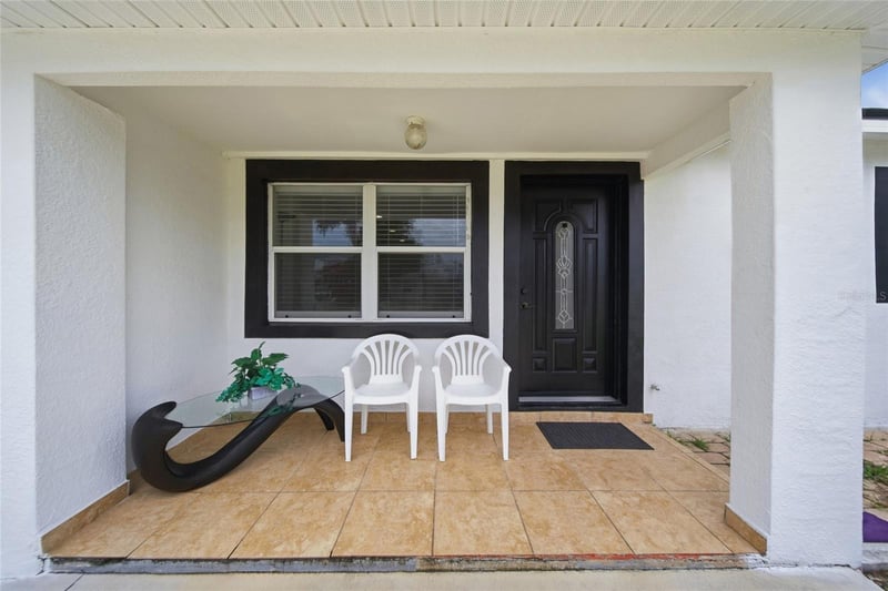 8901 Oregon Ave, Tampa, FL 33604