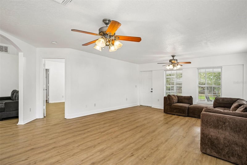 1539 Valencia St, Clearwater, FL 33756