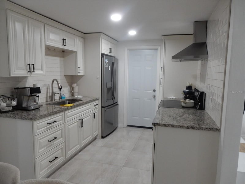 7124 Ashwood Dr, Port Richey, FL 34668