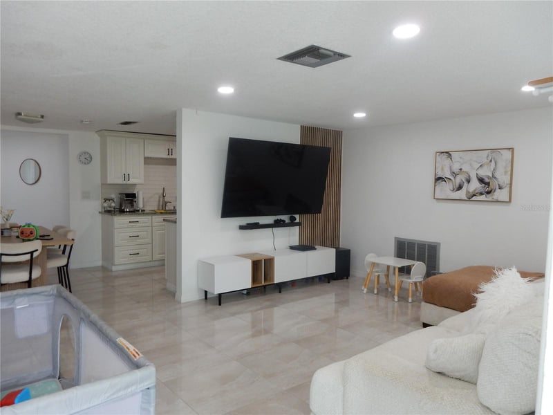 7124 Ashwood Dr, Port Richey, FL 34668