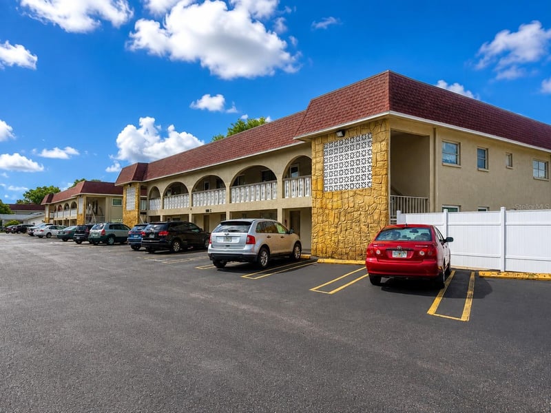 6044 22nd Ave #2, St Petersburg, FL 33710