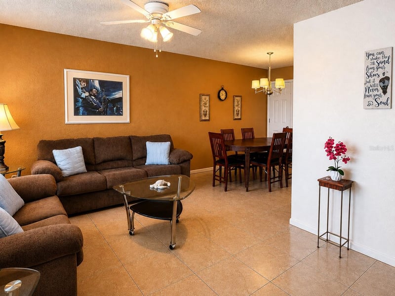 6044 22nd Ave #2, St Petersburg, FL 33710