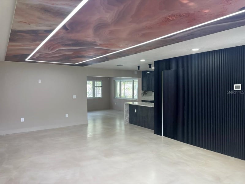 3197 Walnut St, St Petersburg, FL 33704