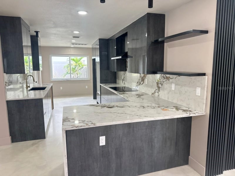 3197 Walnut St, St Petersburg, FL 33704