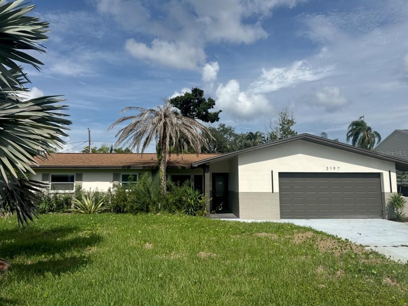 3197 Walnut St, St Petersburg, FL 33704