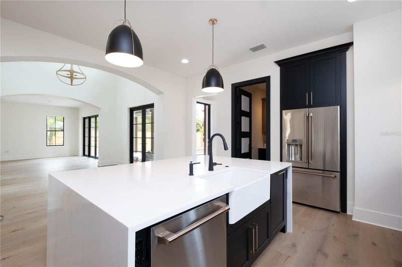 818 Kentucky Ave, Tampa, FL 33603