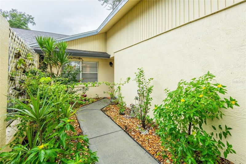 1944 Elaine Dr #1944, Clearwater, FL 33760