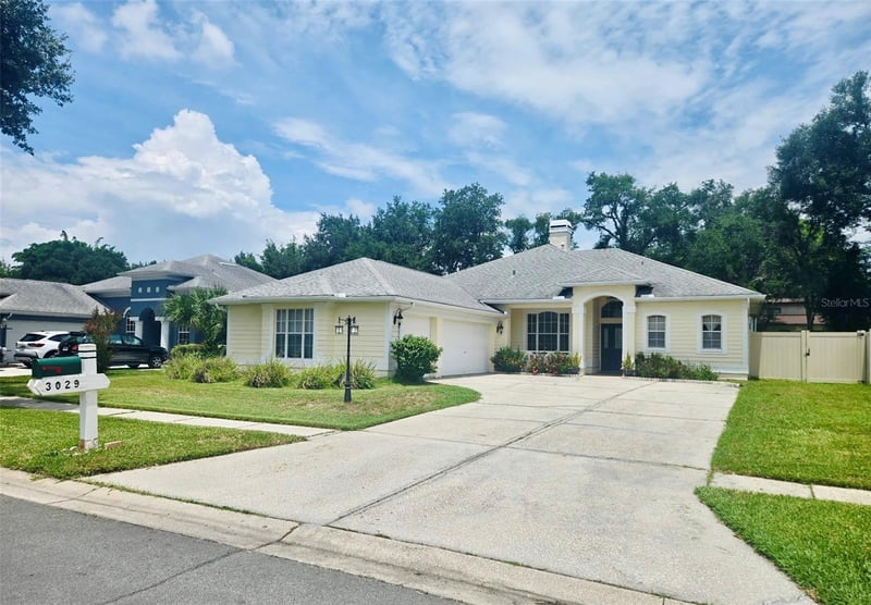 3029 Minuteman Ln, Brandon, FL 33511