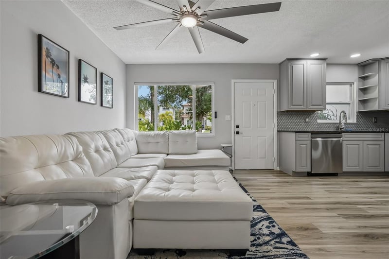 5043 14th Ave, St Petersburg, FL 33710