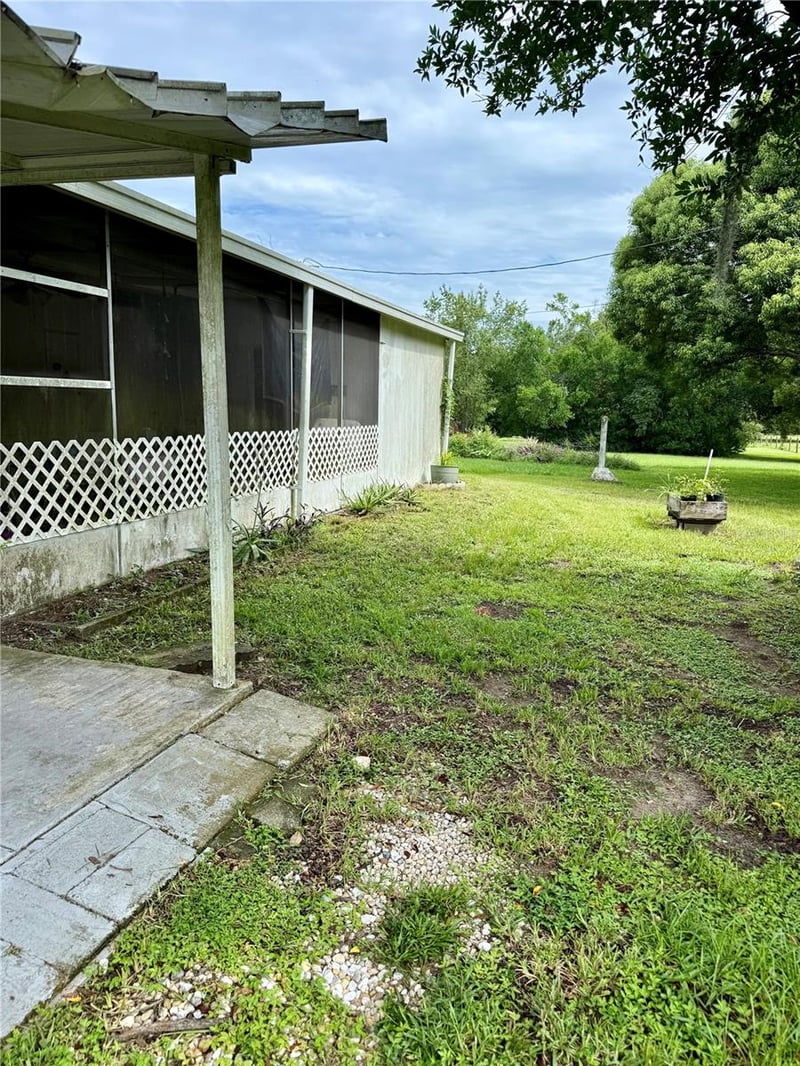 39605 Otis Allen Rd, Zephyrhills, FL 33540
