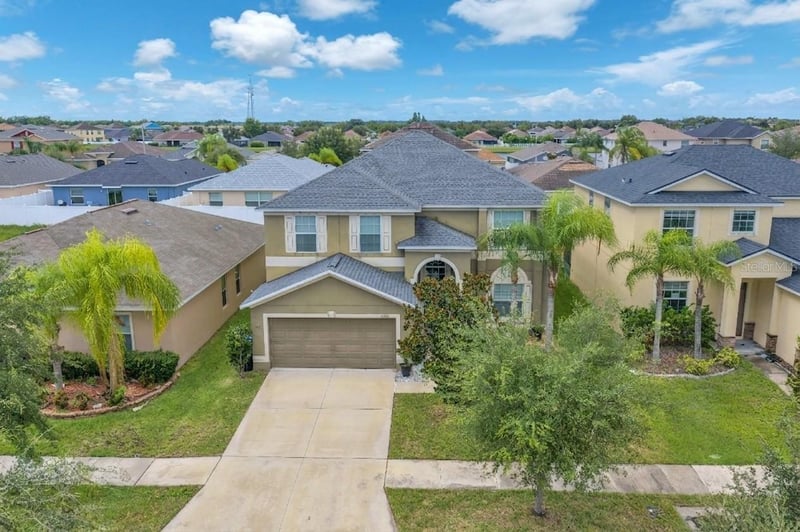 10921 Rainbow Pyrite Dr, Wimauma, FL 33598