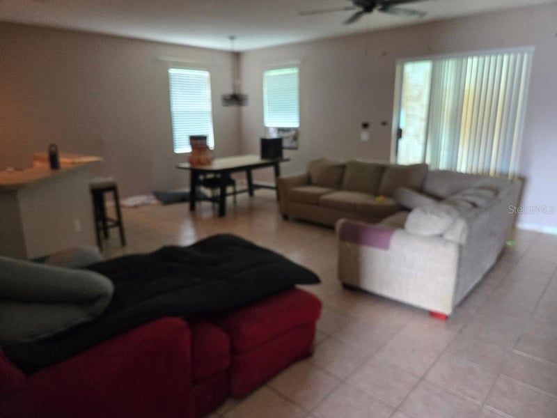 2633 Walden Woods Dr, Plant City, FL 33566