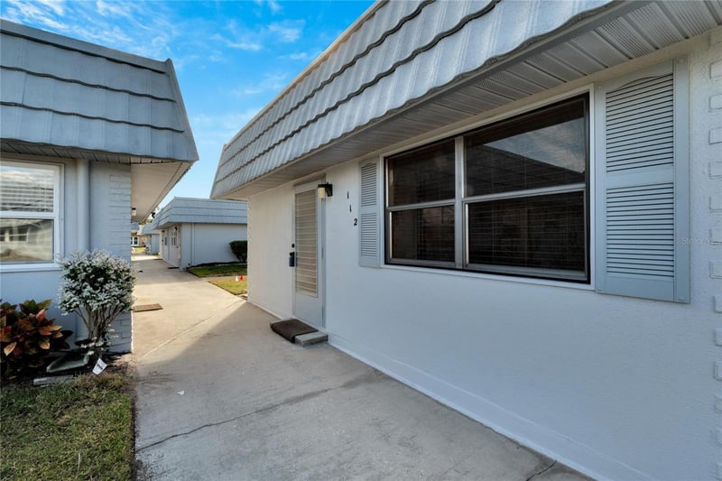 202 Bedford Trl #112, Sun City Center, FL 33573
