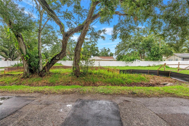 6401 29th St, St Petersburg, FL 33702