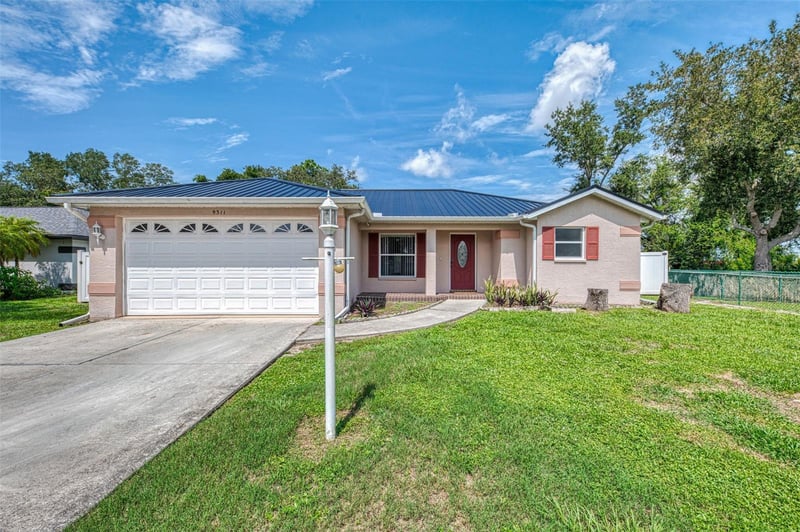9311 27th Ave, Palmetto, FL 34221