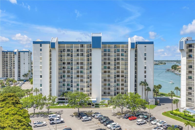 9425 Blind Pass Rd #407, St Petersburg, FL 33706