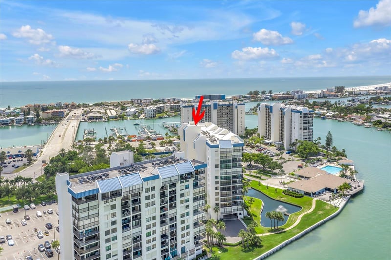 9425 Blind Pass Rd #407, St Petersburg, FL 33706